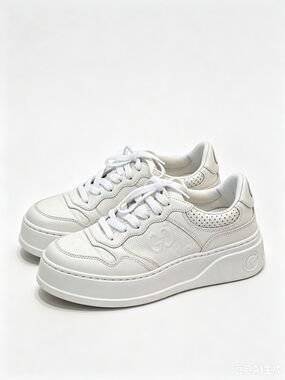 White Gucci Leather Sneakers - GG Logo